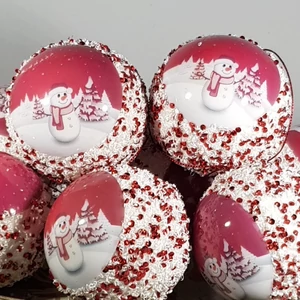 Hóemberes karácsonyfadísz